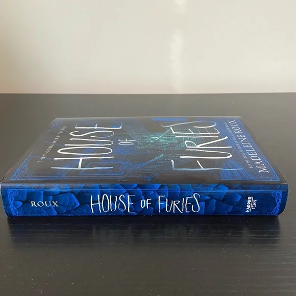 Fictional Hardcover Book Bundle - Picture 10 of 16